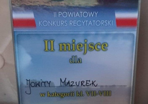 statuetka laureatki drugiej nagrody w konkursie