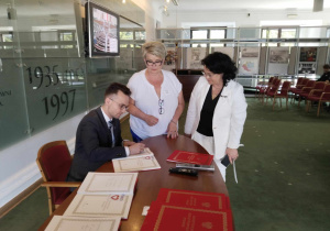 wpisanie dedykacji pani dyrektor