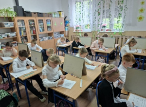 Pierwszy egzamin trzecioklasistów – OBUT z „Operonem”