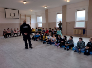 Spotkanie z Policjantami - Bezpieczeństwo w Internecie