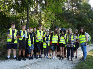 „Las to nie śmietnik”- udział uczniów w Ogólnopolskiej Akcji „Sprzątania Świata”