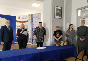 powitanie uczestników konkursu przez panią dyrektor Jolantę Zielonkę