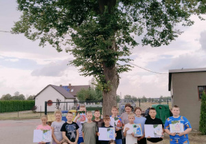 klasa V pod starą lipą