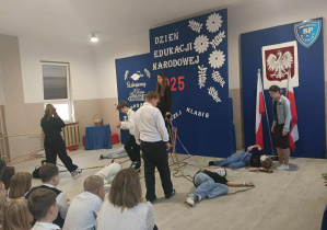 spektakl Szkolnego Teatrzyku "Myślnik" pt.: "Sekret"