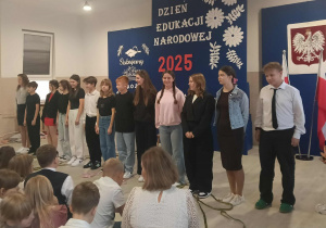 spektakl Szkolnego Teatrzyku "Myślnik" pt.: "Sekret"