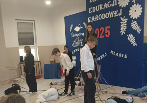 spektakl Szkolnego Teatrzyku "Myślnik" pt.: "Sekret"