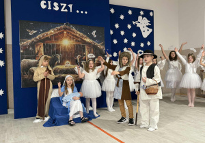 Jasełka w wykonaniu uczniów kl. II