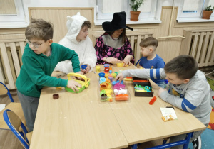 zabawy z ciastoliną