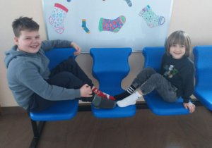 tymczasem na szkolnym korytarzu ...