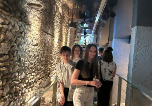 w Muzeum Podziemia Rynku Kraków