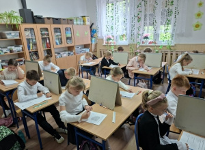 Pierwszy egzamin trzecioklasistów – OBUT z „Operonem”