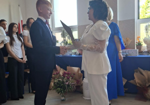wręczenie Świadectwa ukończenia Publicznej Szkoły Podstawowej w Glinniku