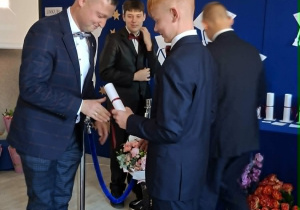 wręczenie statuetki Oskara
