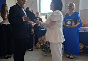 wręczenie Świadectwa ukończenia Publicznej Szkoły Podstawowej w Glinniku