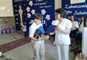 wręczenie statuetki Oskara