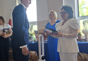 wręczenie Świadectwa ukończenia Publicznej Szkoły Podstawowej w Glinniku