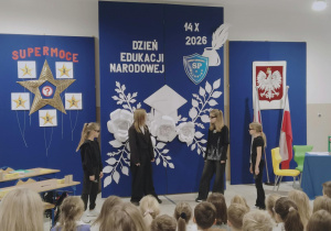 spektakl Teatrzyku Szkolnego "Myślnik"