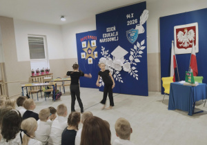 spektakl Teatrzyku Szkolnego "Myślnik"