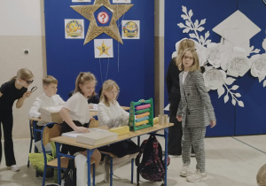 spektakl Teatrzyku Szkolnego "Myślnik"