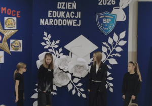 spektakl Teatrzyku Szkolnego "Myślnik"
