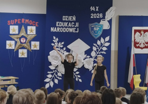 spektakl Teatrzyku Szkolnego "Myślnik"